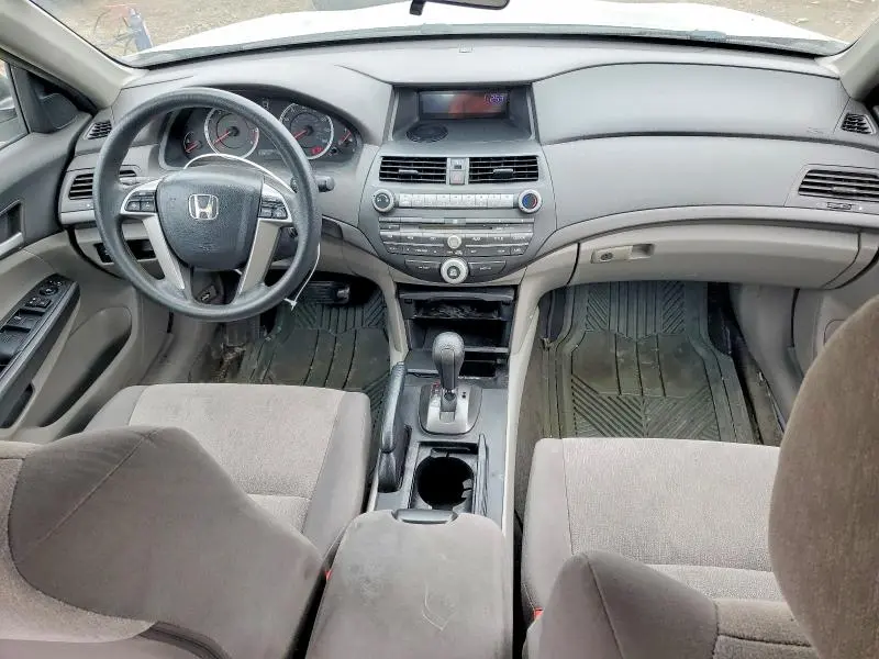2010 HONDA ACCORD LX  