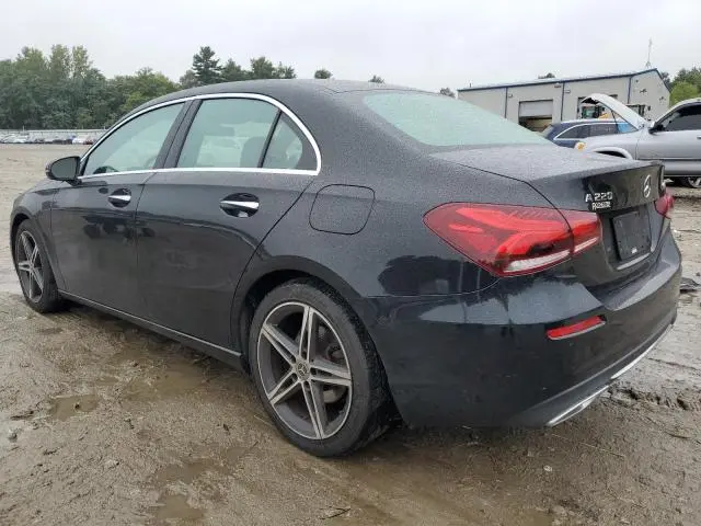 2019 MERCEDES-BENZ A 220 4MATIC  