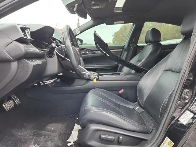 2019 HONDA CIVIC SPORT TOURING  