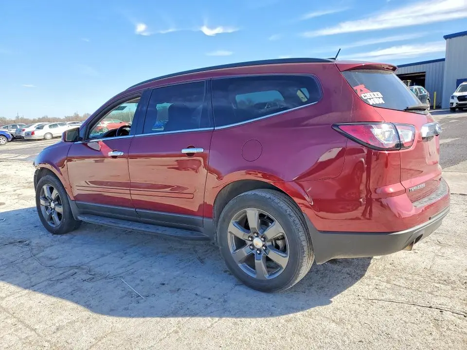 2017 CHEVROLET TRAVERSE LT  