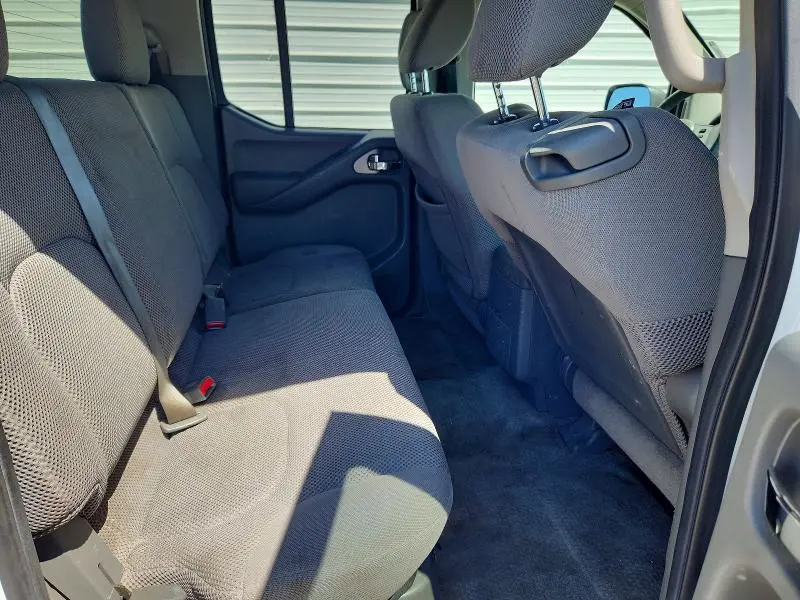 2012 NISSAN FRONTIER S  