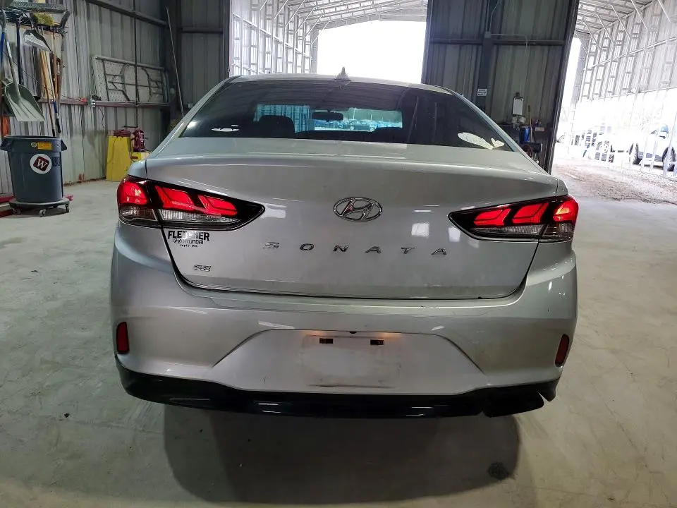 2018 HYUNDAI SONATA SE  