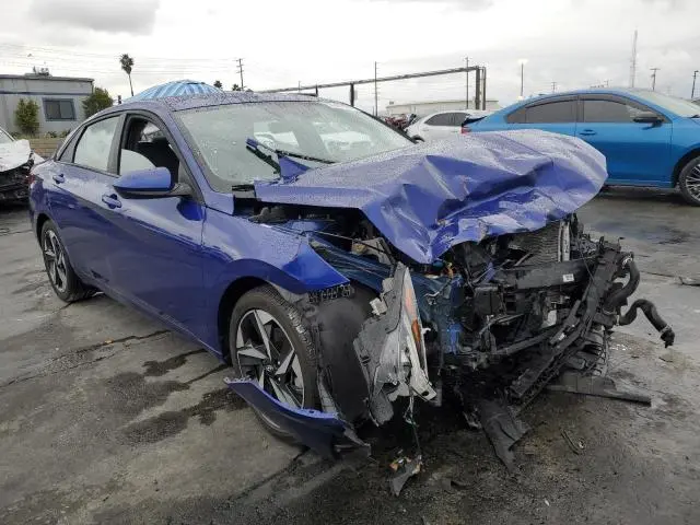2023 HYUNDAI ELANTRA SEL  