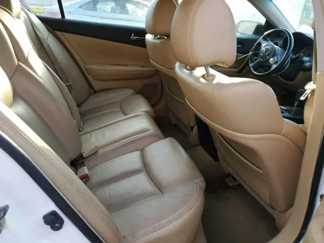 2011 NISSAN MAXIMA S  