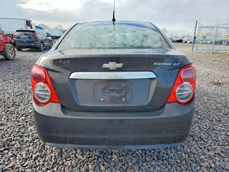 2014 CHEVROLET SONIC LT  
