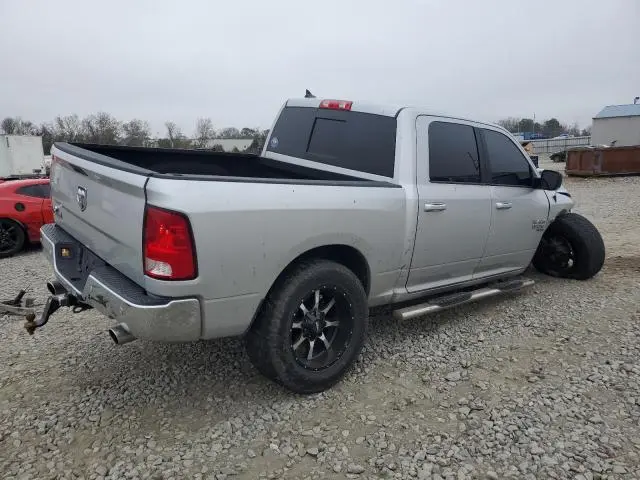 2019 RAM 1500 CLASSIC SLT  