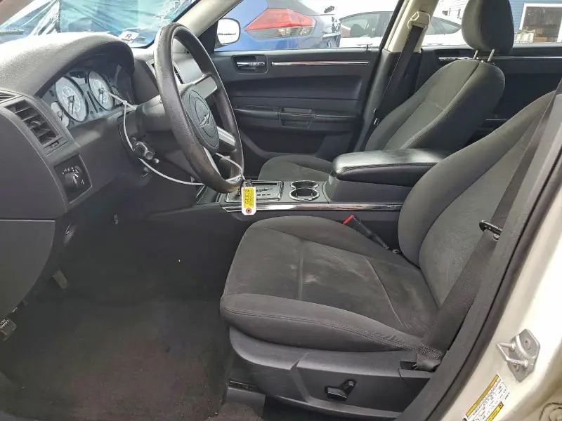 2010 CHRYSLER 300 TOURING  