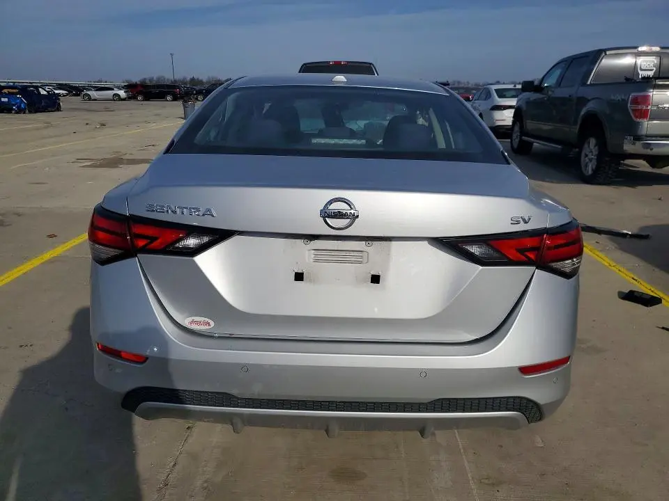 2021 NISSAN SENTRA SV  