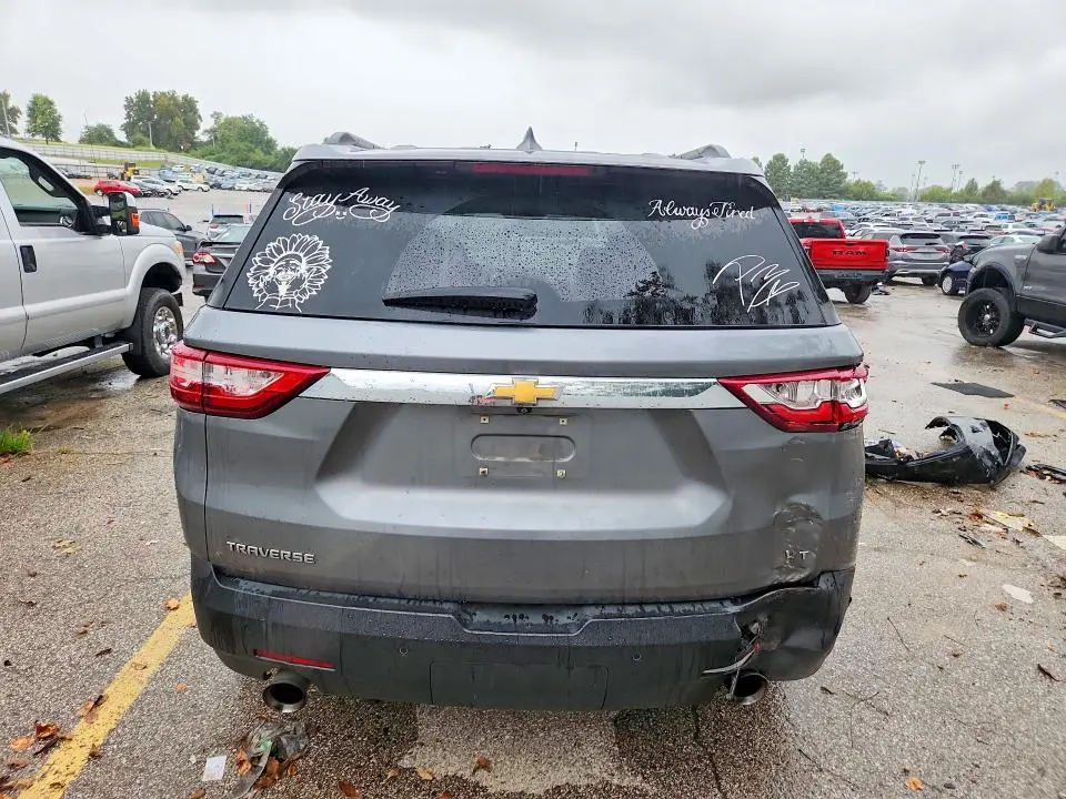 2020 CHEVROLET TRAVERSE LT  