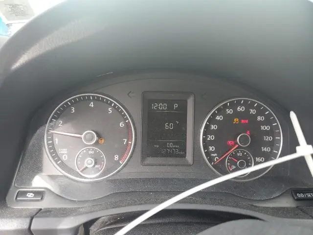 2010 VOLKSWAGEN JETTA SE  