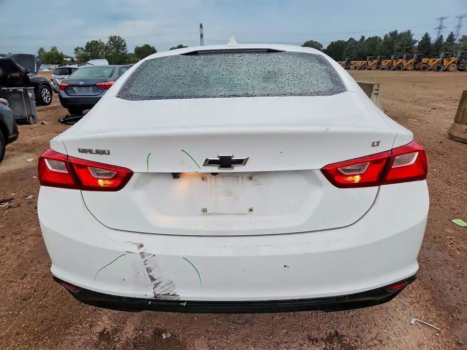 2017 CHEVROLET MALIBU LT  