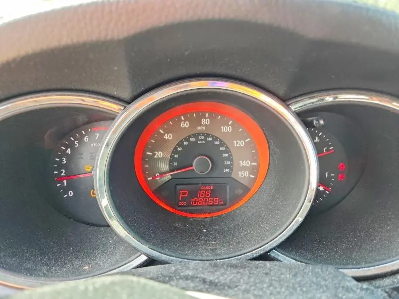 2011 KIA SORENTO SX  