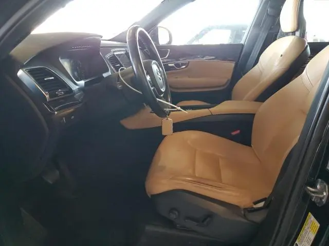 2017 VOLVO XC90 T6  