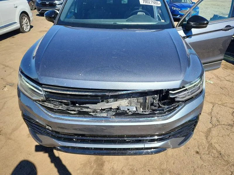 2022 VOLKSWAGEN TIGUAN SE R-LINE BLACK  