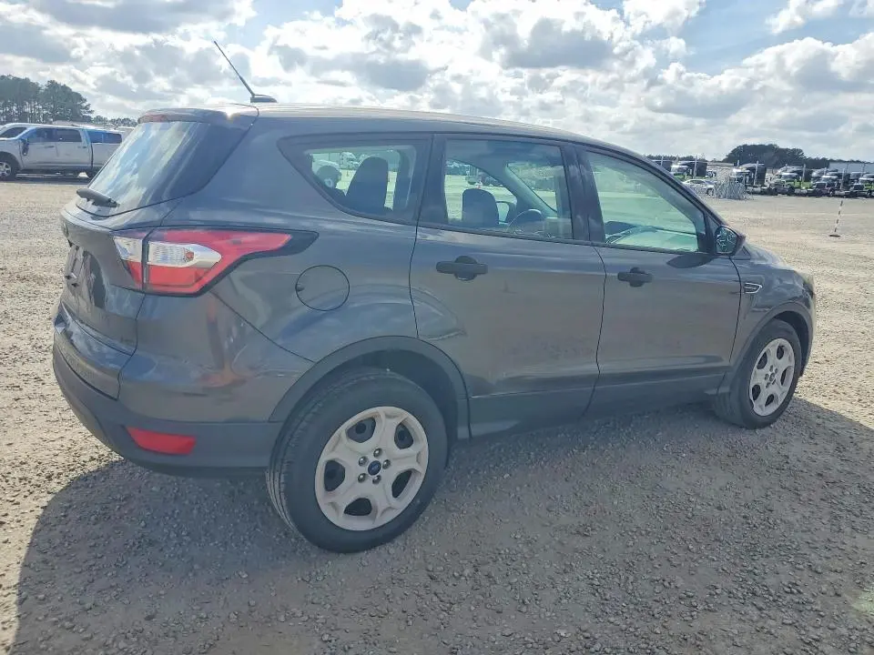 2018 FORD ESCAPE S  