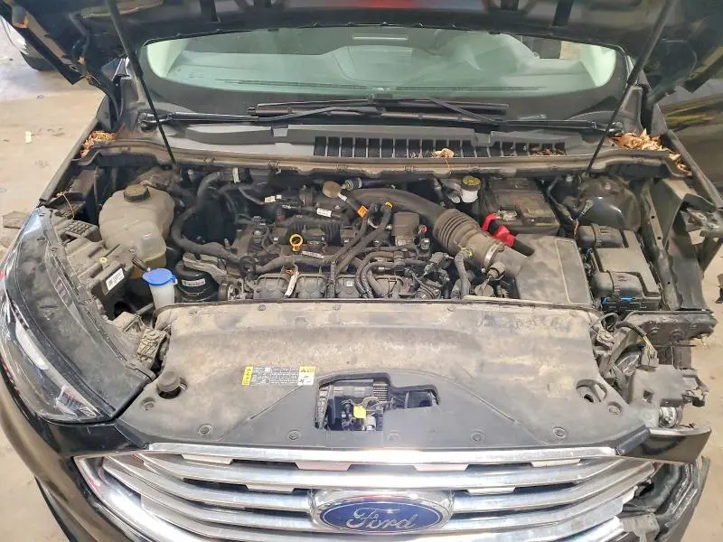 2021 FORD EDGE SE  