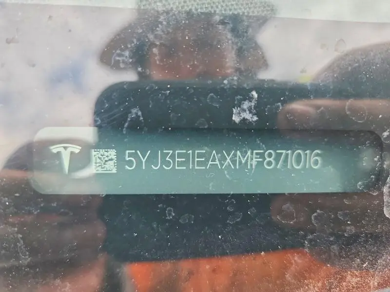 2021 TESLA MODEL 3   