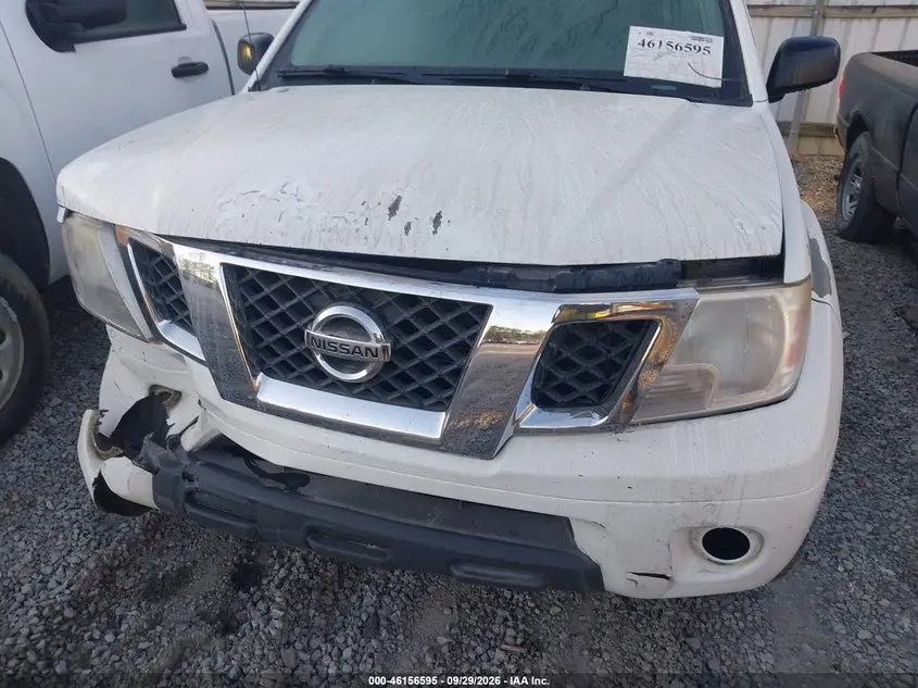 2018 NISSAN FRONTIER SV