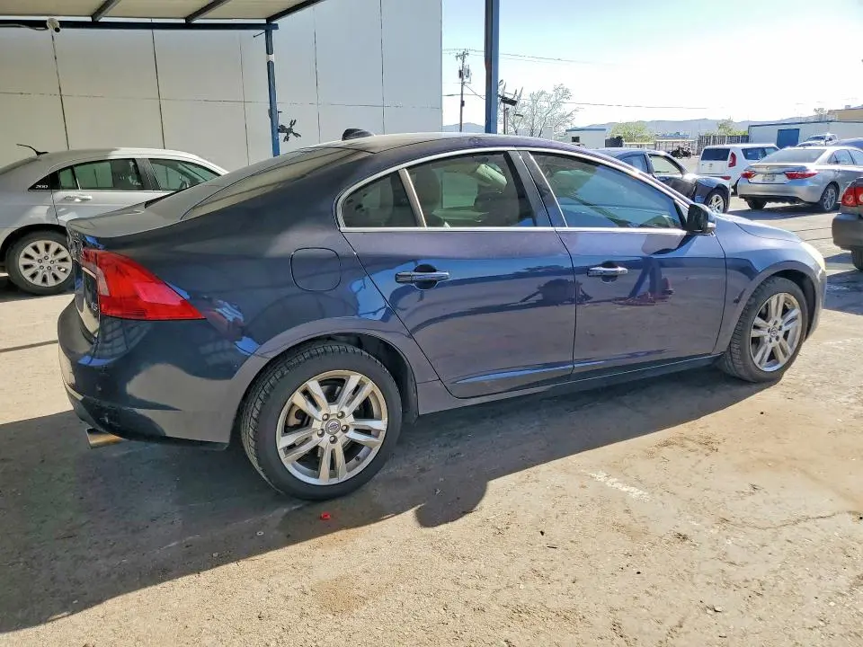 2013 VOLVO S60 T5  