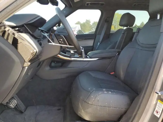 2025 LAND ROVER RANGE ROVER SPORT SE  