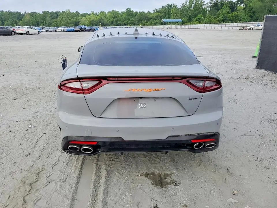2019 KIA STINGER GT1  