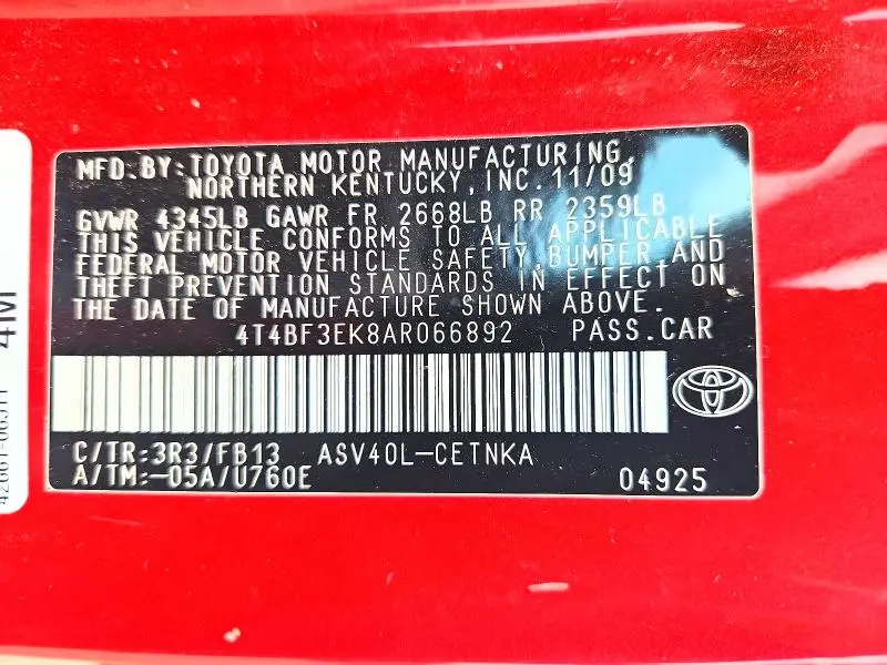 2010 TOYOTA CAMRY LE  