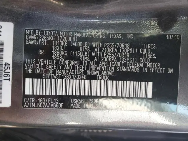 2011 TOYOTA TUNDRA CREWMAX SR5