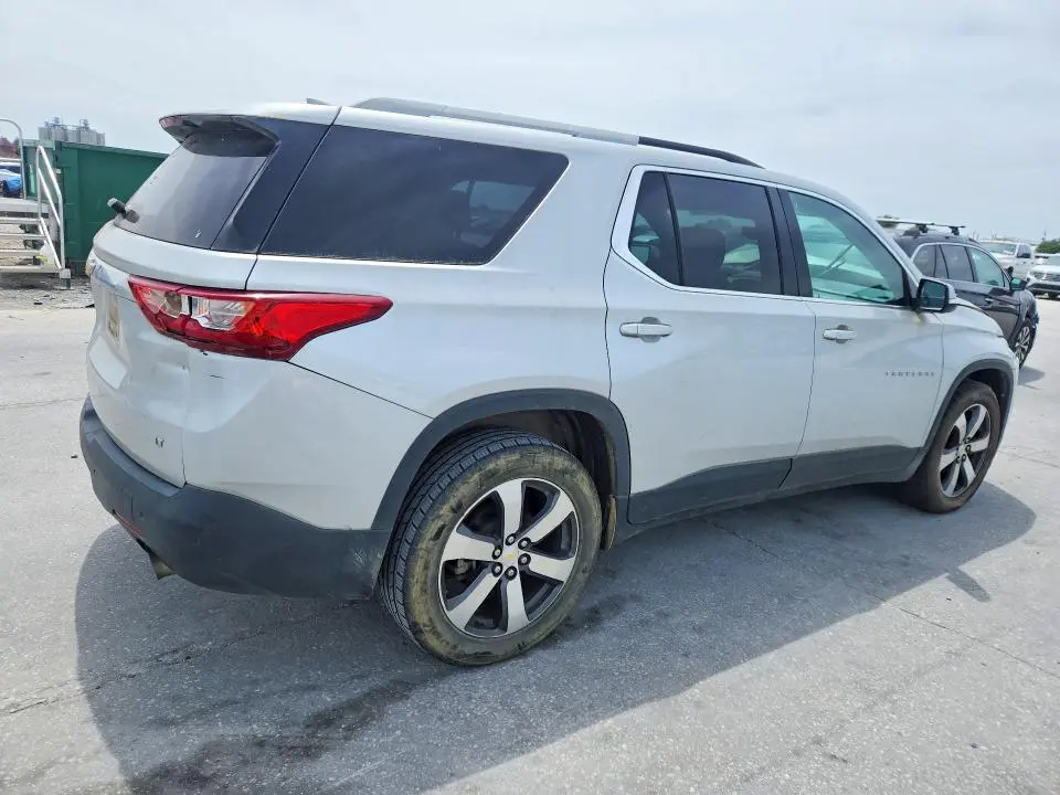 2018 CHEVROLET TRAVERSE LT  