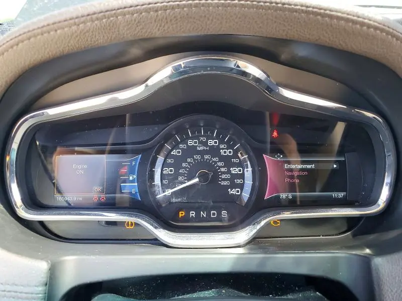 2015 LINCOLN MKT   