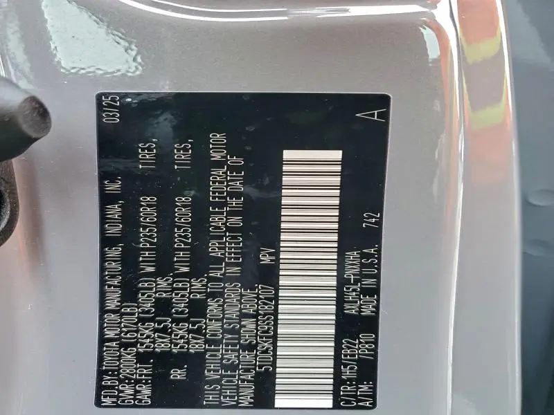 2025 TOYOTA SIENNA XSE  