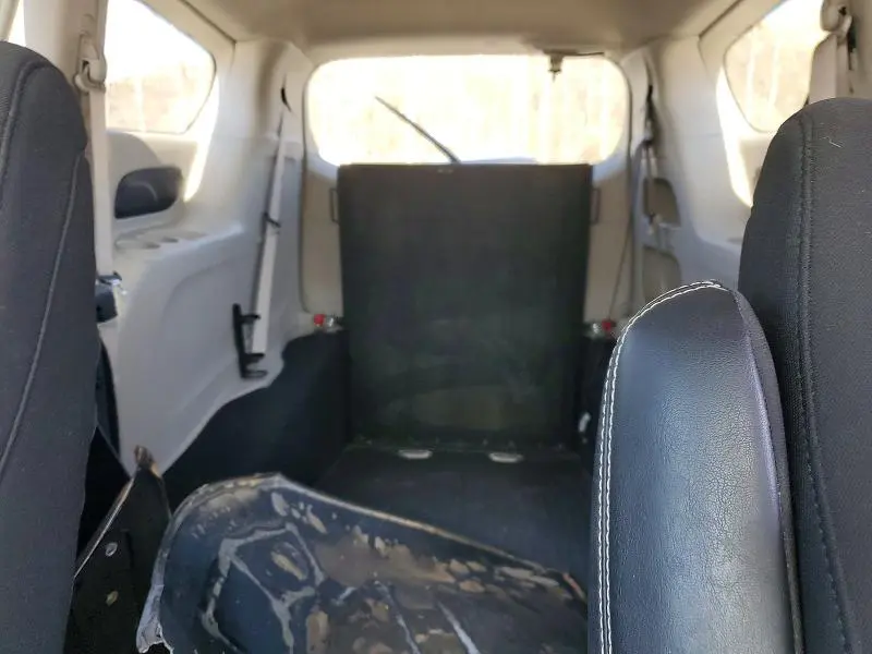 2023 CHRYSLER VOYAGER   