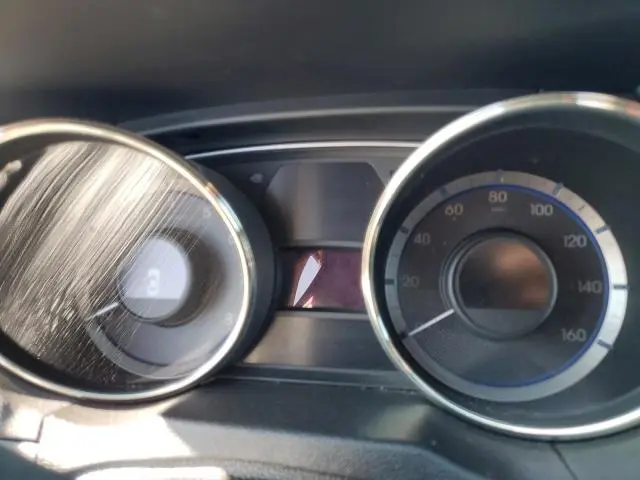 2012 HYUNDAI SONATA GLS  