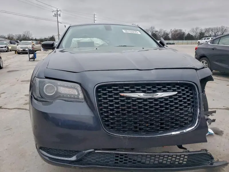 2019 CHRYSLER 300 TOURING  