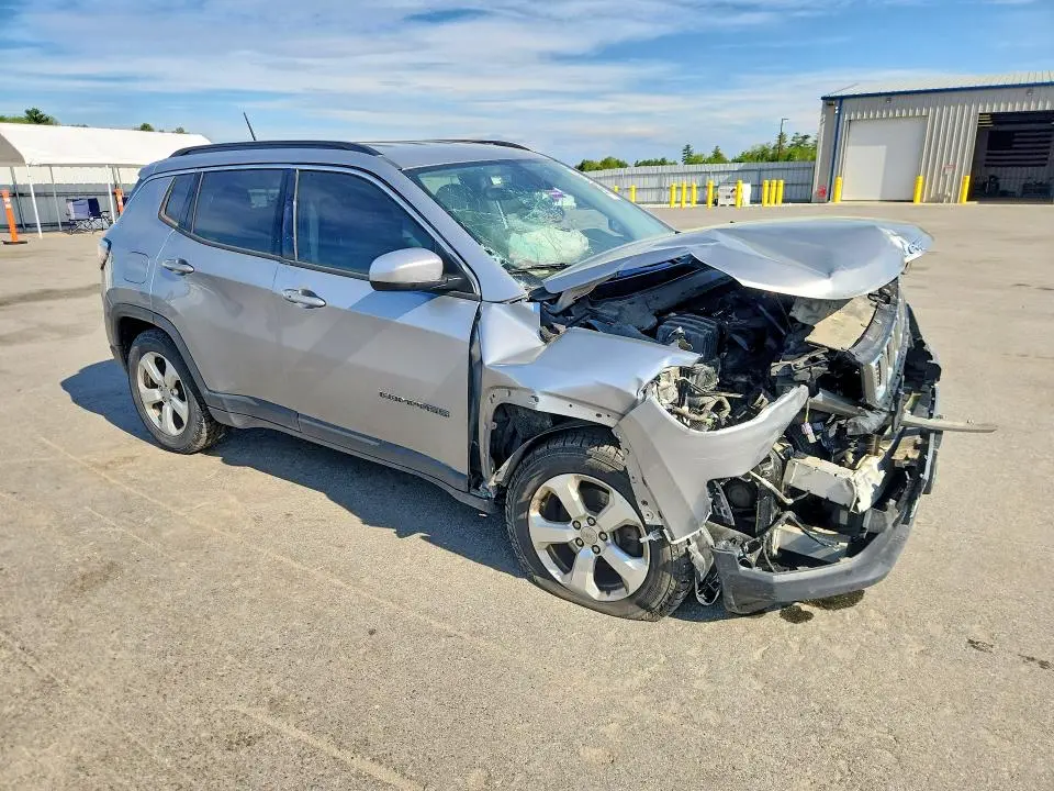 2017 JEEP COMPASS LATITUDE  