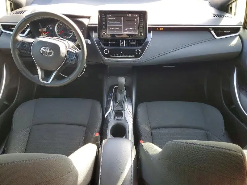 2021 TOYOTA COROLLA SE  