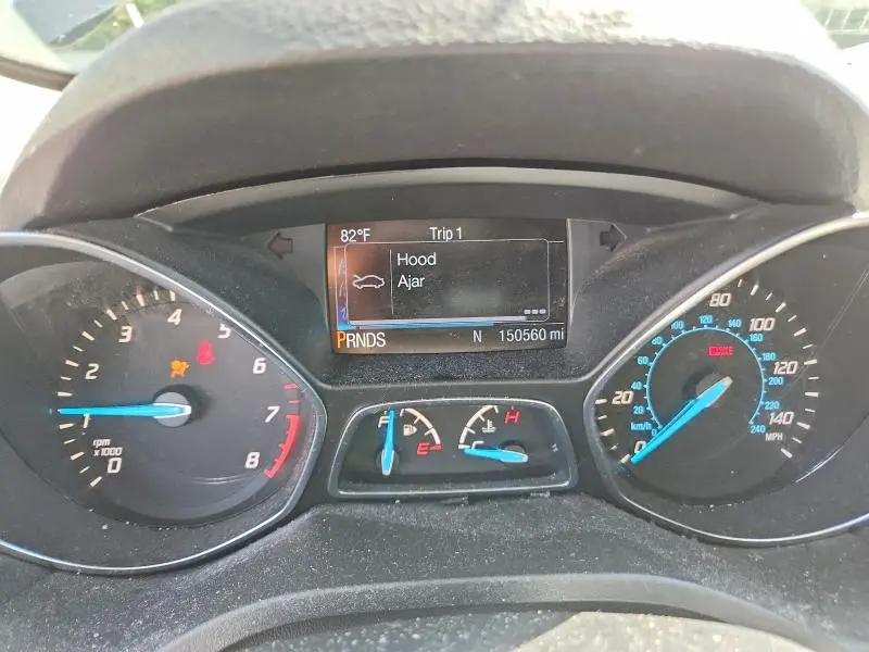 2016 FORD ESCAPE SE  