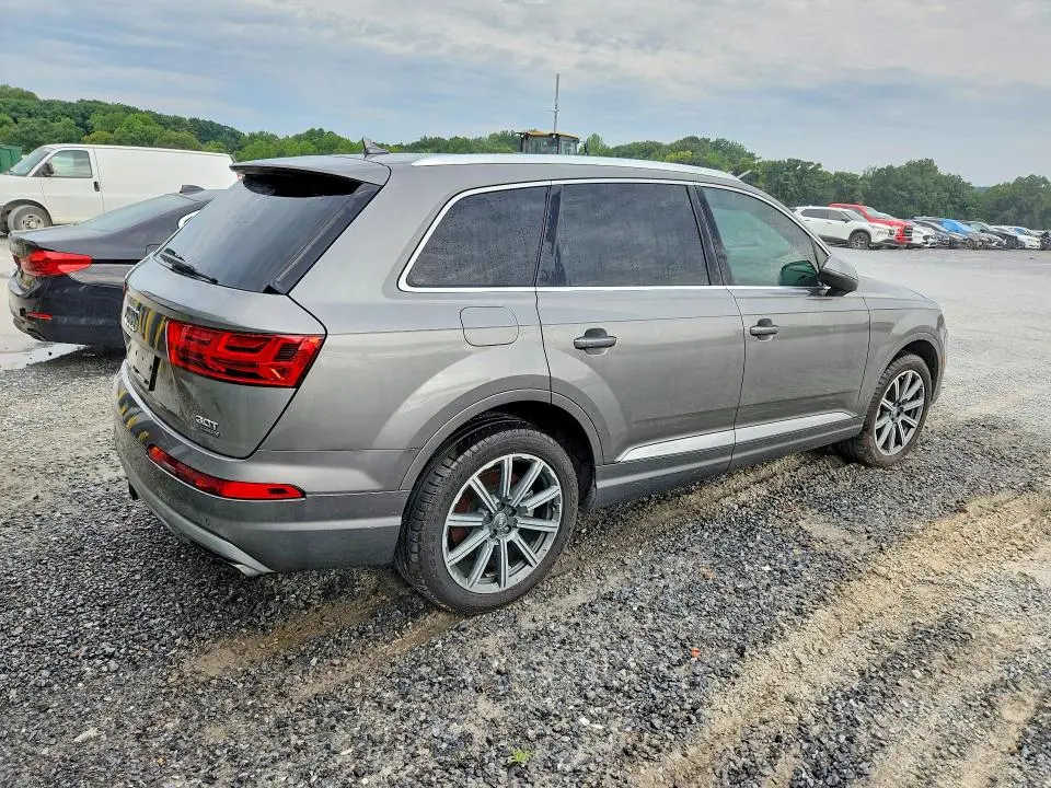 2017 AUDI Q7 PRESTIGE  