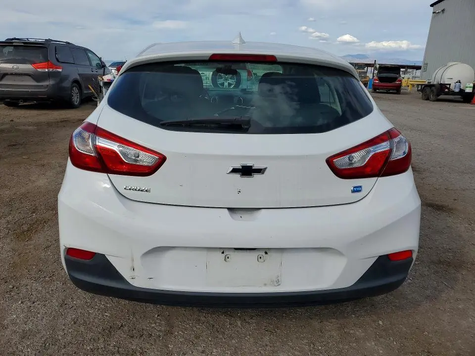 2018 CHEVROLET CRUZE LT  