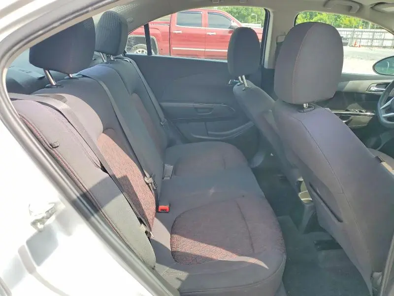 2018 CHEVROLET SONIC LT  