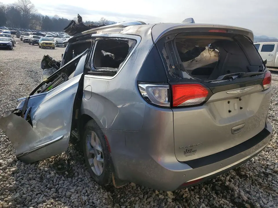 2017 CHRYSLER PACIFICA TOURING L PLUS  