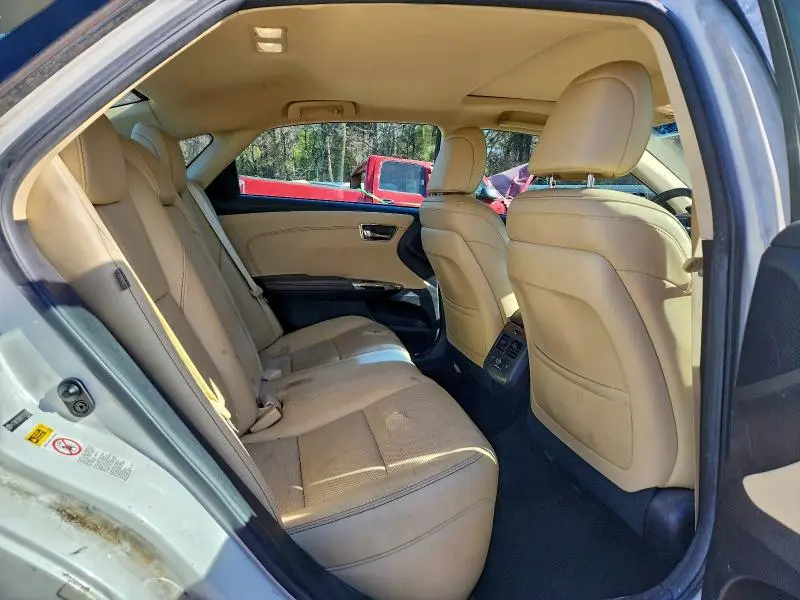 2015 TOYOTA AVALON XLE  