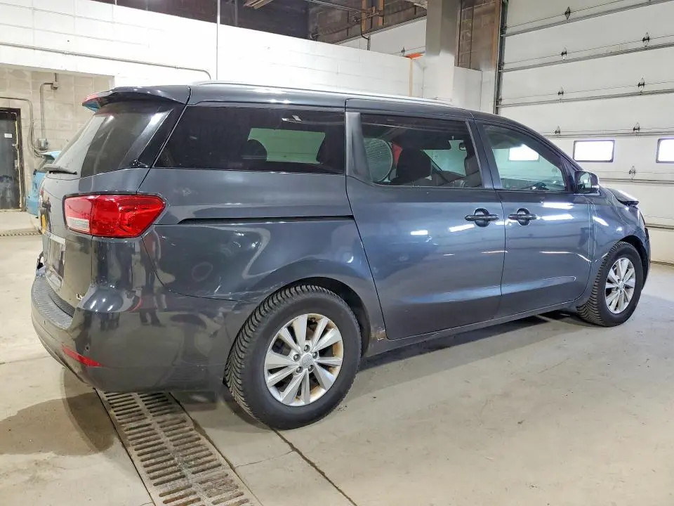 2017 KIA SEDONA LX  