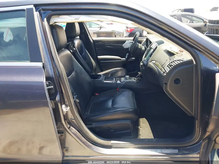 2018 CHRYSLER 300 LIMITED