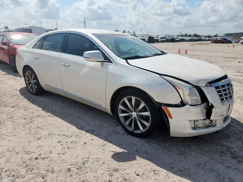 2013 CADILLAC XTS