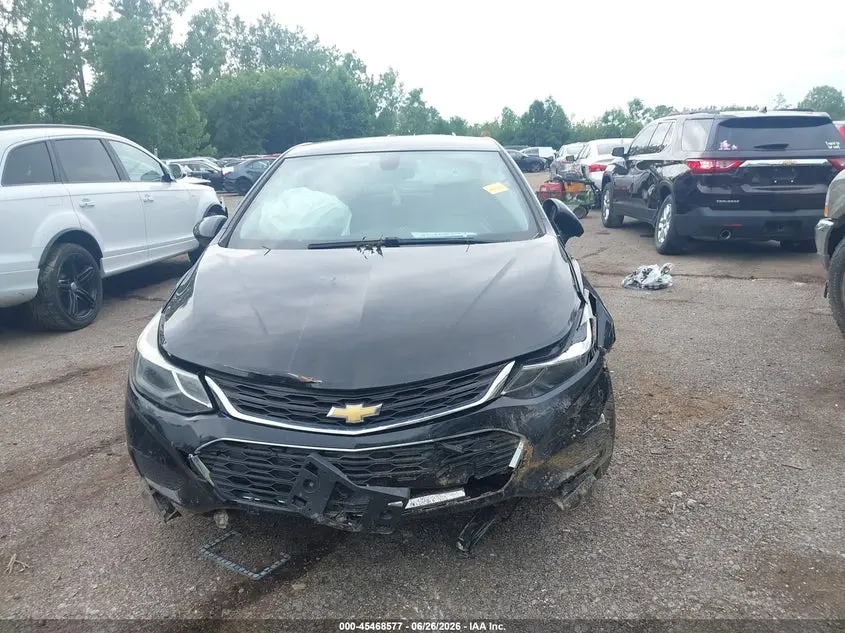 2017 CHEVROLET CRUZE LT AUTO