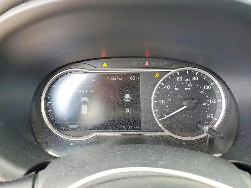 2019 NISSAN KICKS SV  