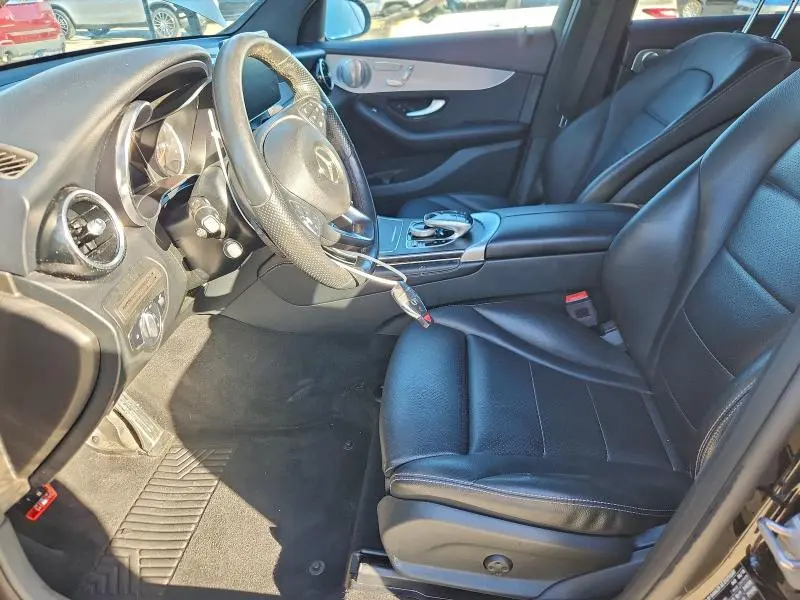 2019 MERCEDES-BENZ GLC 300 4MATIC  