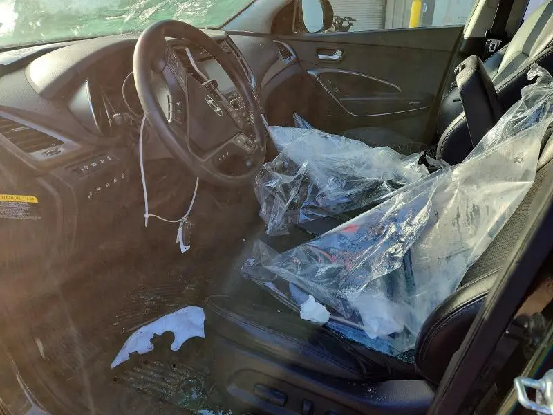 2017 HYUNDAI SANTA FE SE ULTIMATE  