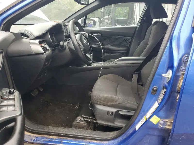 2018 TOYOTA C-HR XLE PREMIUM  