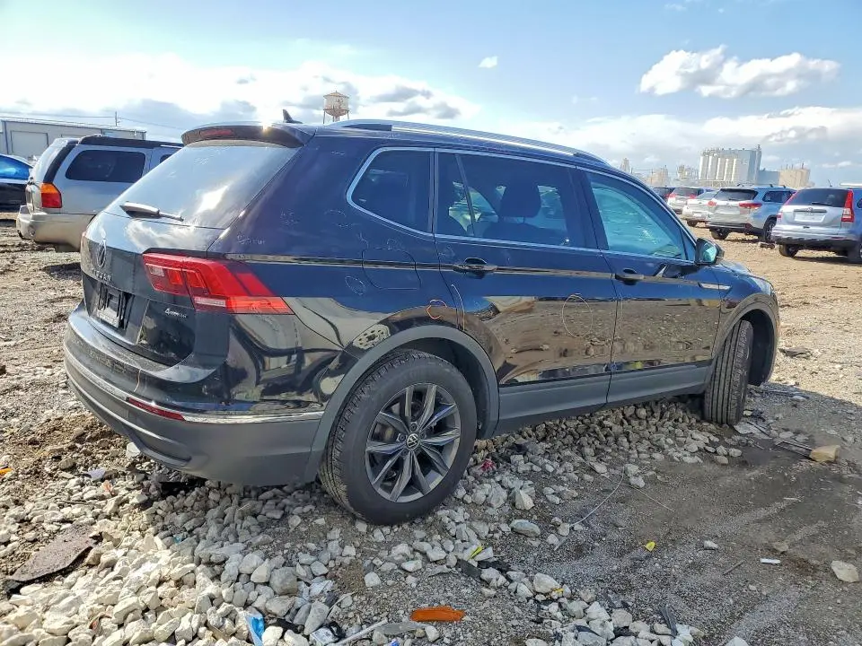 2023 VOLKSWAGEN TIGUAN SE  